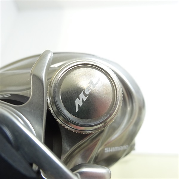 １６メタニウムＭＧＬＨＧ左